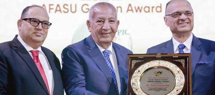 •	Mr. Kamel Abu Ali - the president of the Albatros Group for Tourism and Hotels